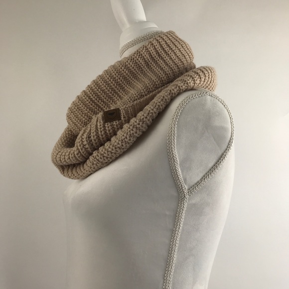 Clearance Sale💥❗️🆕 Infinity Scarf Beige - Picture 6 of 7